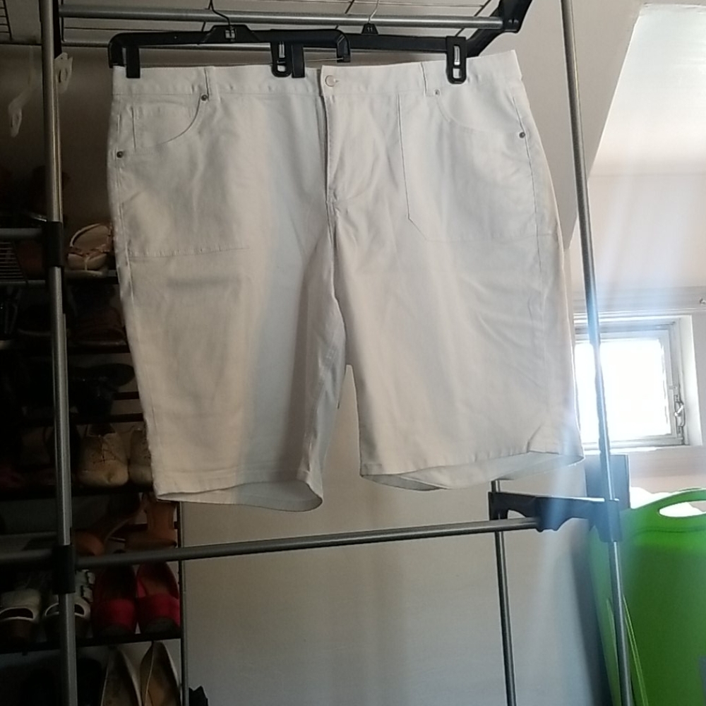 Lane Bryant Bermuda
